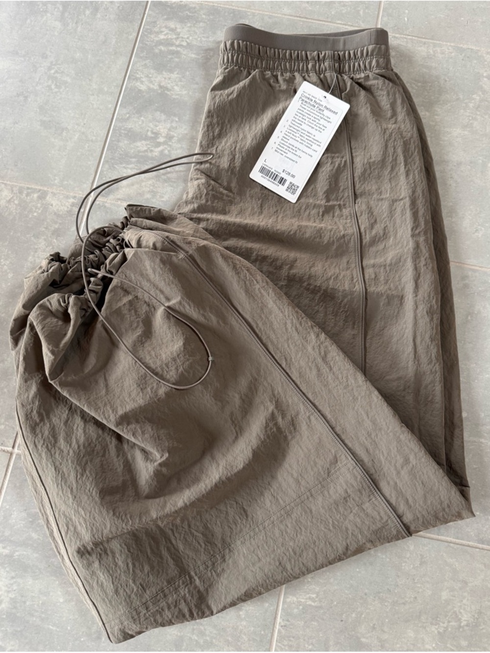 Lululemon Crinkle Nylon Relaxed Parachute Pants